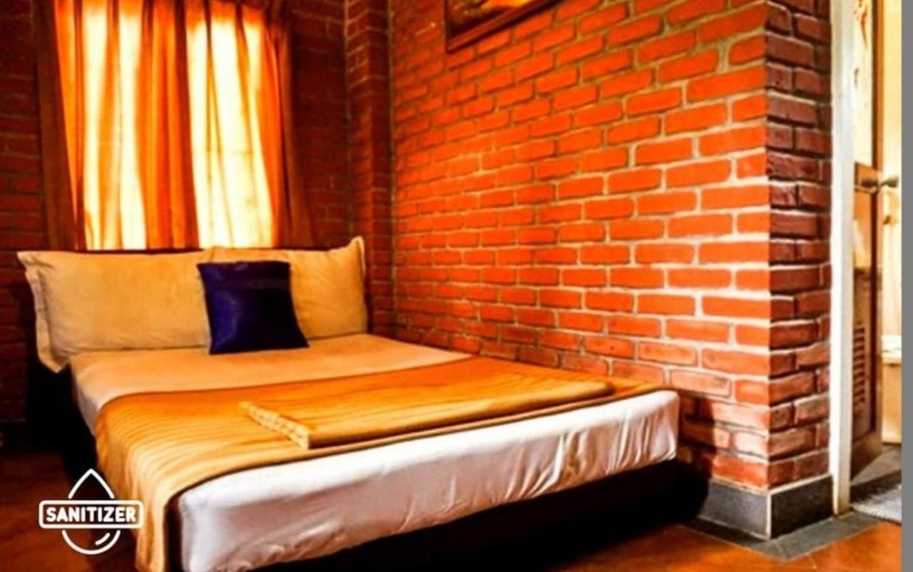 Bantal Guling Villa Lembang Exterior foto