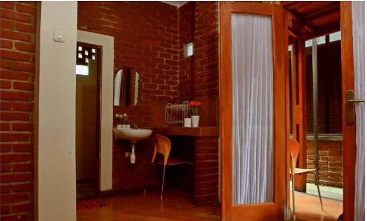 Bantal Guling Villa Lembang Exterior foto